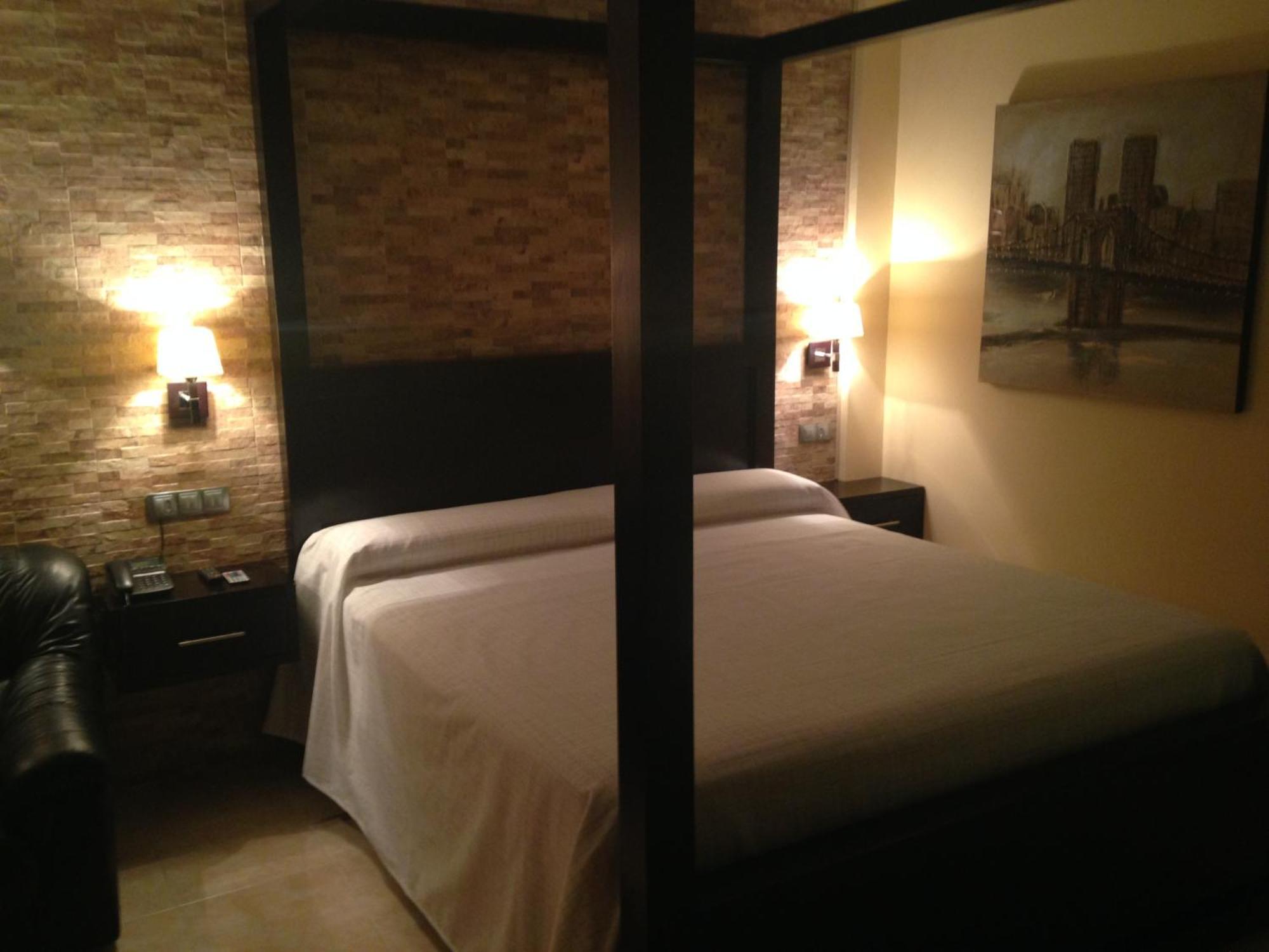 Hotel Don Juan Puente De Genave Bilik gambar