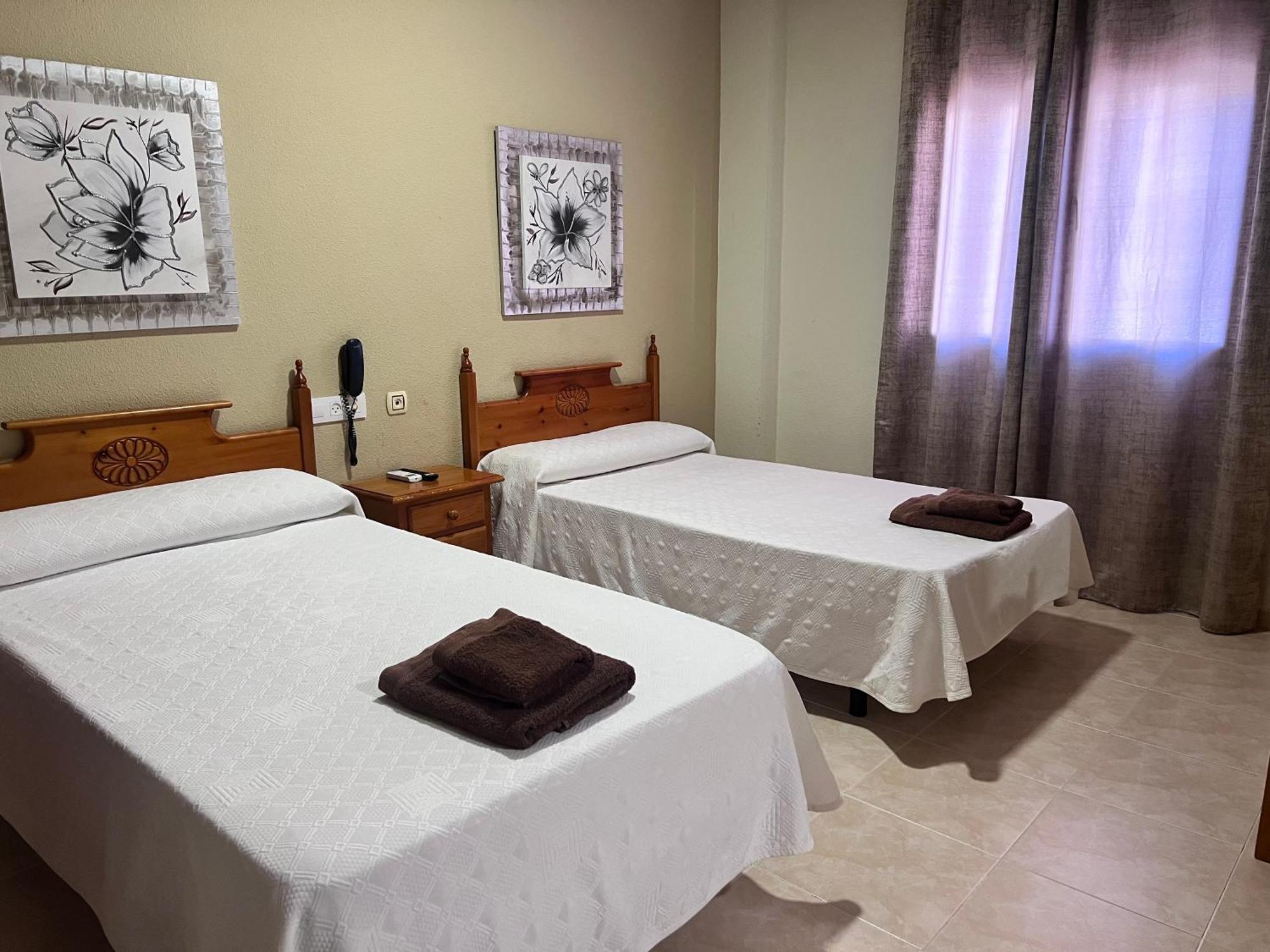 Hotel Don Juan Puente De Genave Luaran gambar