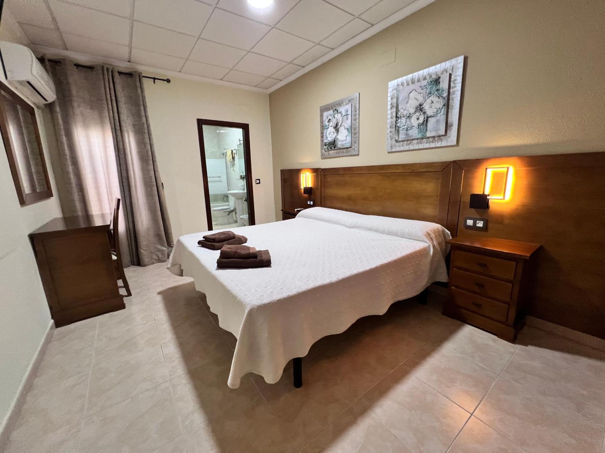 Hotel Don Juan Puente De Genave Luaran gambar
