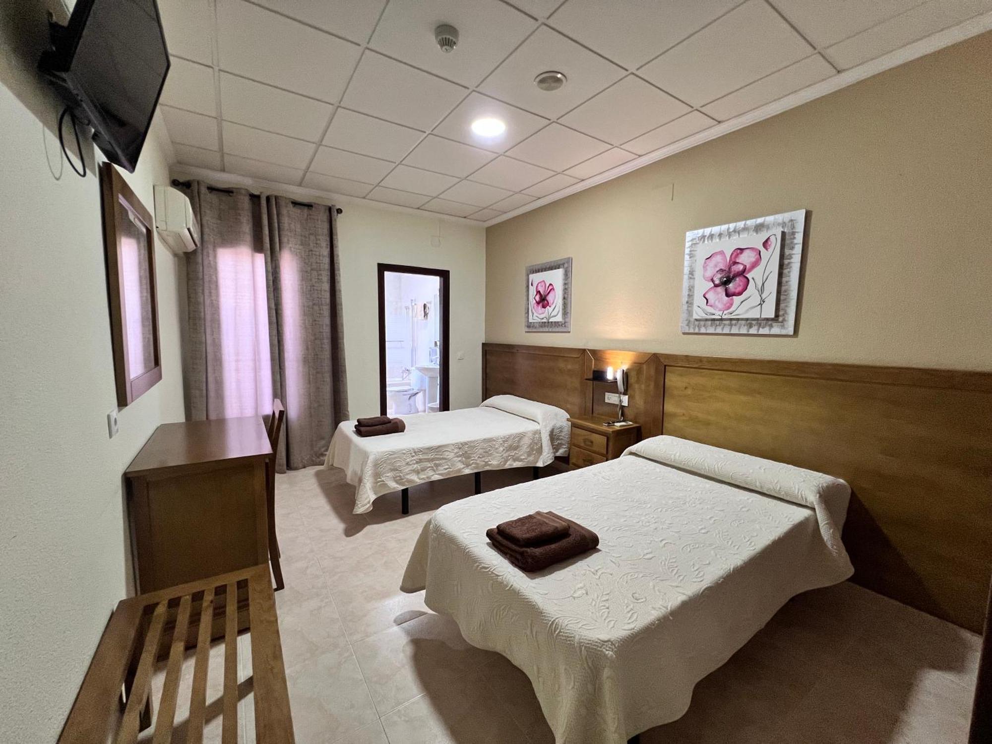Hotel Don Juan Puente De Genave Luaran gambar