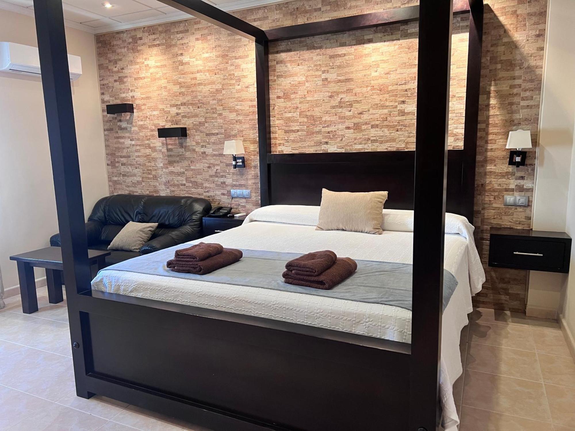 Hotel Don Juan Puente De Genave Luaran gambar